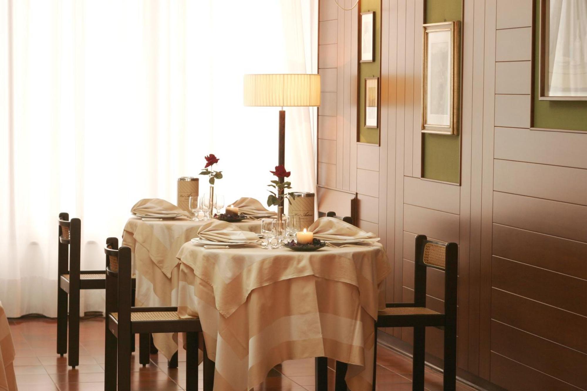 Hotel Astoria Pineto Bagian luar foto