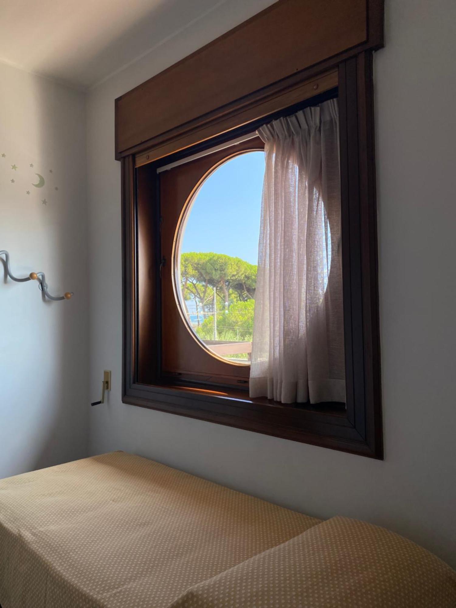 Hotel Astoria Pineto Bagian luar foto